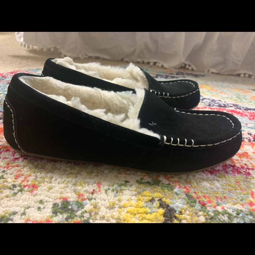 Koolaburra by UGG Bedroom Shoes (Brand New)